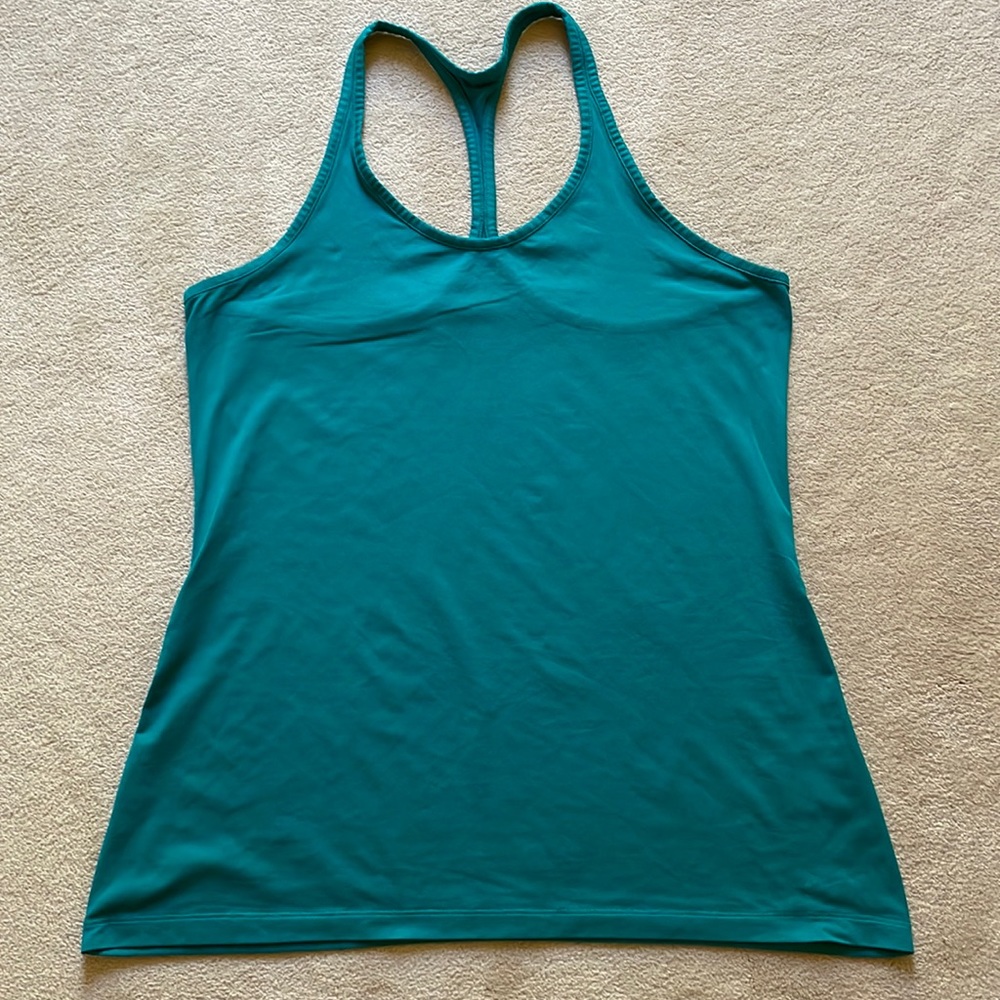 Nike tank